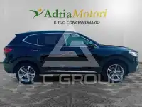 2022 MG HS