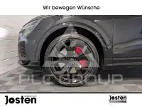 2022 Audi RSQ8