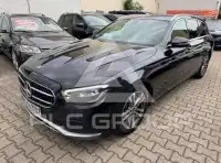 2022 Mercedes Benz E 220