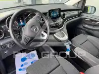 2022 Mercedes Benz V 220