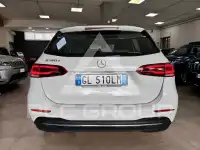 2022 Mercedes Benz B 180