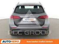 2022 Mercedes Benz B 180