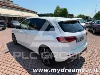 2022 Mercedes Benz B 180