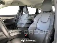 2022 Volvo S90