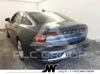 2022 Volvo S90