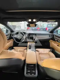 2022 Volvo V90