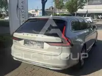 2022 Volvo V90