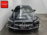 2022 Volvo V90