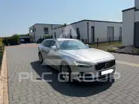 2022 Volvo V90