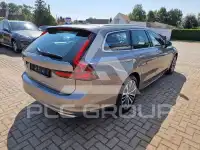 2022 Volvo V90