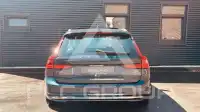 2022 Volvo V90