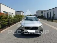 2022 Volvo V90