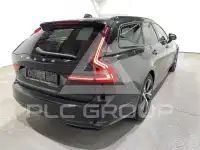 2022 Volvo V90