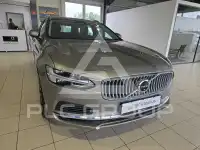2022 Volvo V90