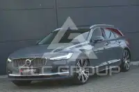 2022 Volvo V90