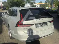 2022 Volvo V90