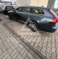 2022 Volvo V90