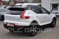 2022 Volvo XC40