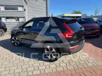 2022 Volvo XC40