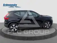 2022 Volvo XC40