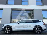 2022 Volvo V60
