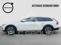 2022 Volvo V90