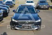 2022 Volvo V90