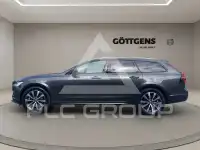 2022 Volvo V90