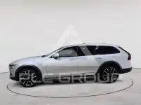 2022 Volvo V90