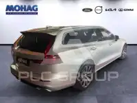 2022 Volvo V60