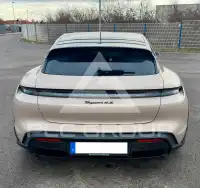 2022 Porsche Taycan