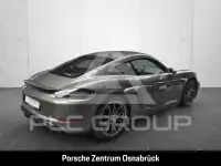 2022 Porsche Cayman