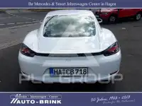 2022 Porsche Cayman