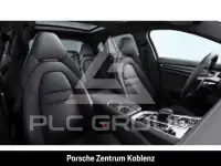 2022 Porsche Panamera