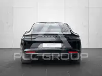 2022 Porsche Panamera
