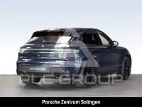 2022 Porsche MACAN