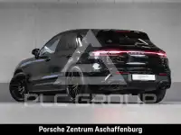 2022 Porsche MACAN