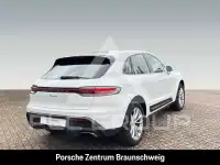 2022 Porsche MACAN