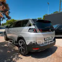 2022 Peugeot 5008