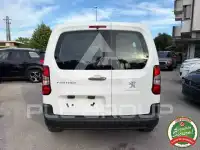 2022 Peugeot Partner