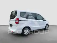 2022 Ford Tourneo
