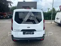 2022 Ford Tourneo