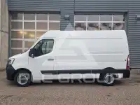 2022 Renault Master