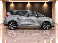 2022 Renault Grand Scenic