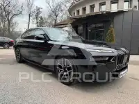 2023 BMW 740