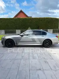 2023 BMW 740
