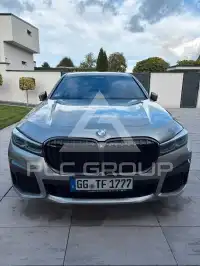 2023 BMW 740