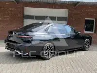 2023 BMW 740