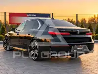 2023 BMW 750