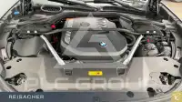 2023 BMW 750